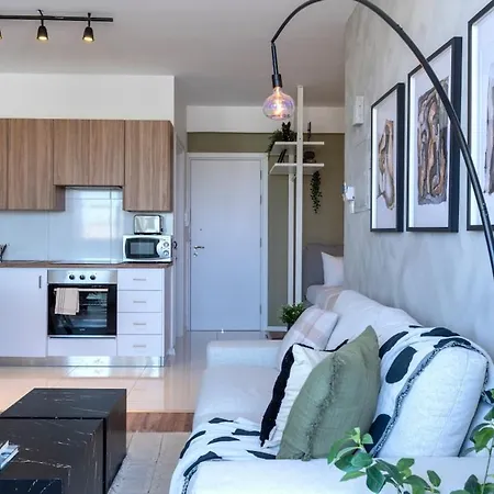 Luna - Homely W Balcony In Lejlighed