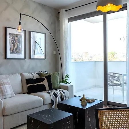 Luna - Homely W Balcony In * Larnaca